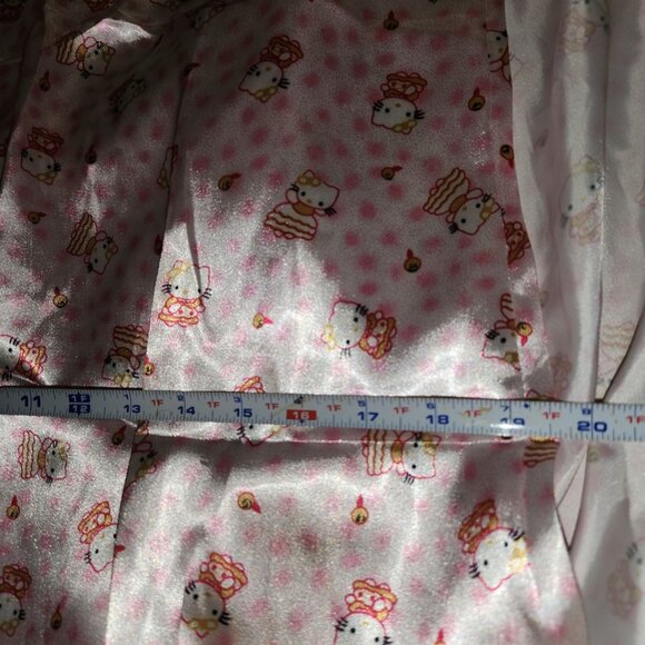 Hello Kitty Pink Silk Kimono Robe & Nightgown Set - Picture 2 of 7